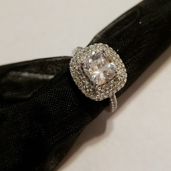 Shine Diamonique Ring White Gold Filled Size 5 - Picture 2 of 6